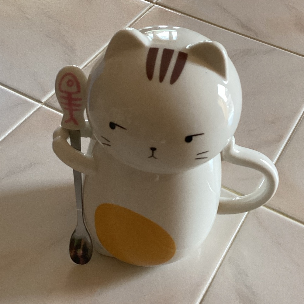Charming Cat Ceramic Mug with Spoon - White and Yellow